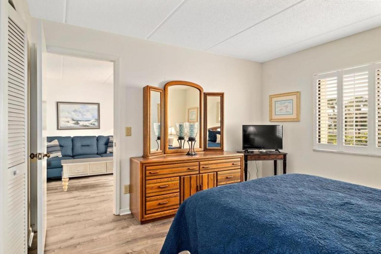 Ocean And Racquet 1101 Holiday home