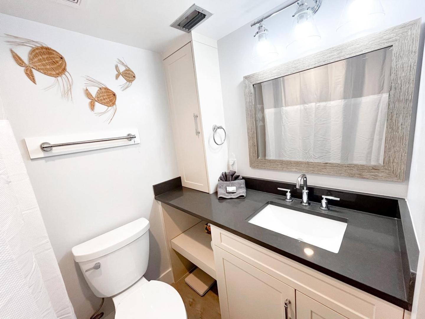 Pelican Inlet D228