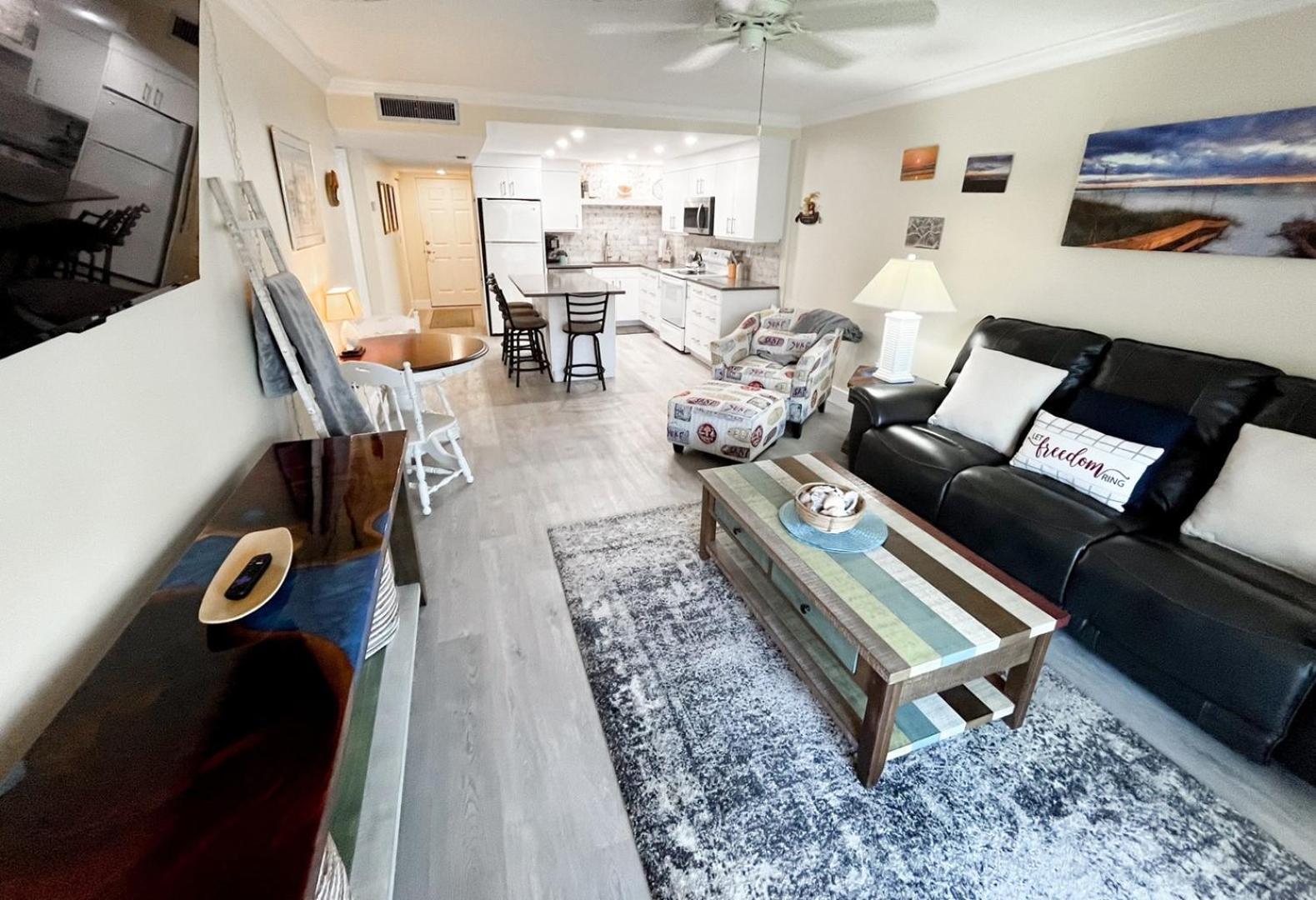 Pelican Inlet D228 Holiday home *