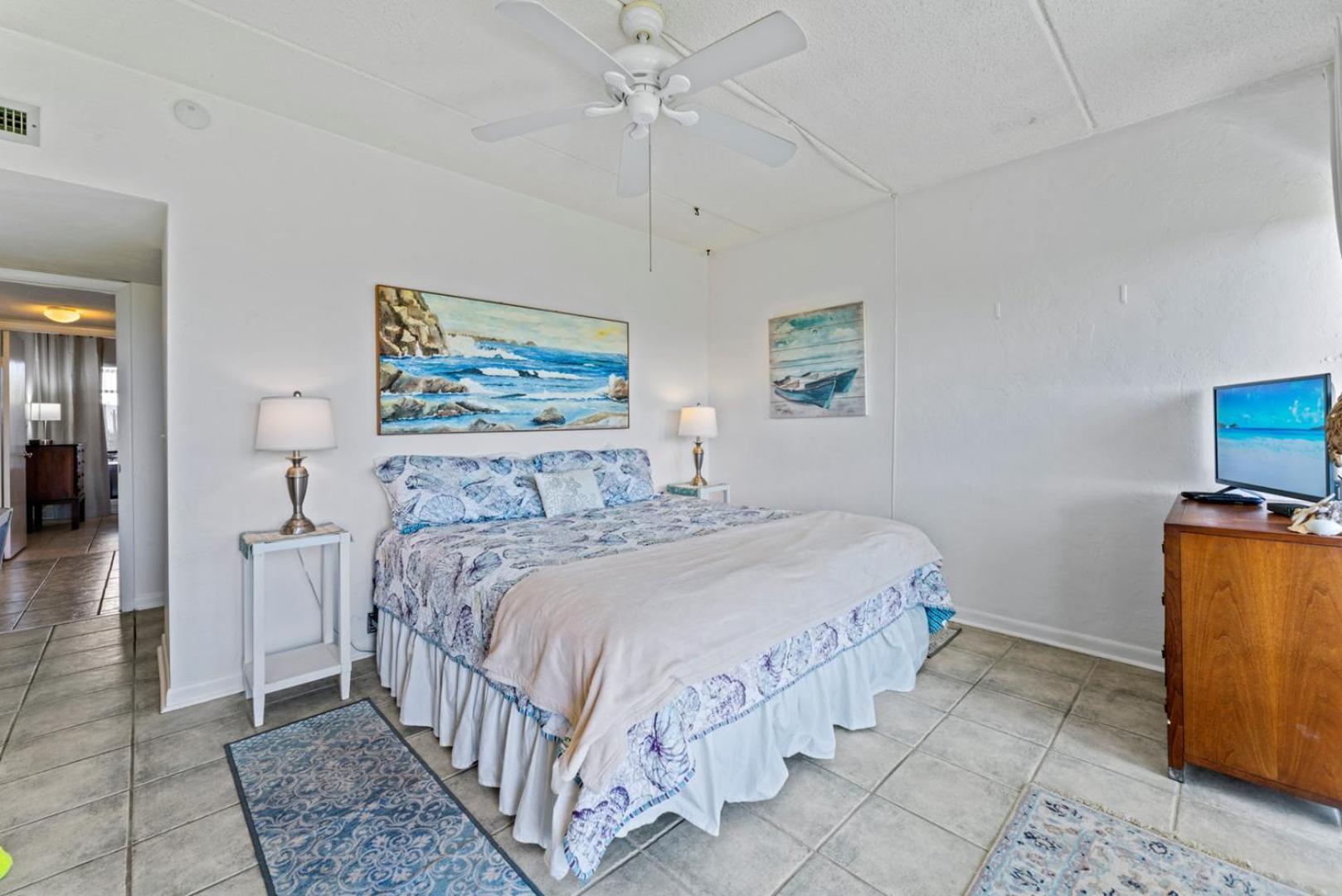 Island House A104 - Direct Ocean Front *