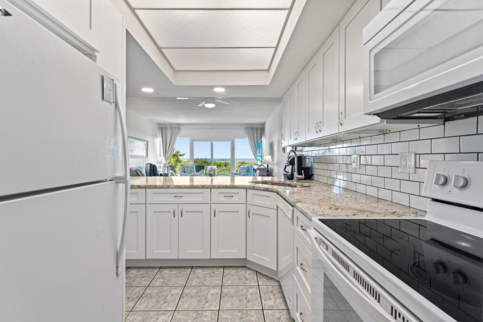Island House A104 - Direct Ocean Front *