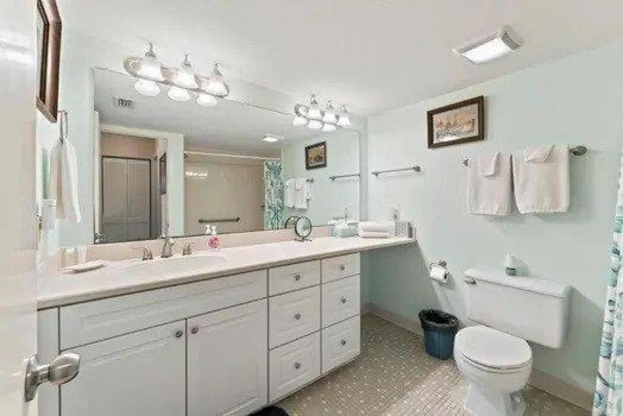 Sea Winds 40 Oceanfront Delight