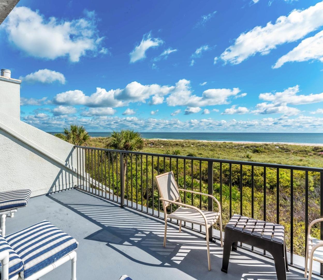 Sea Winds 40 Oceanfront Delight *