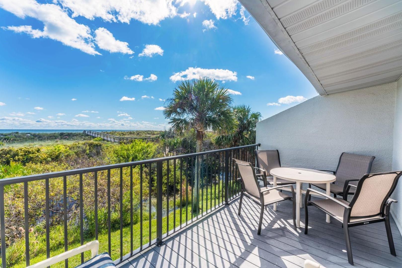Holiday home Sea Winds 40 Oceanfront Delight *