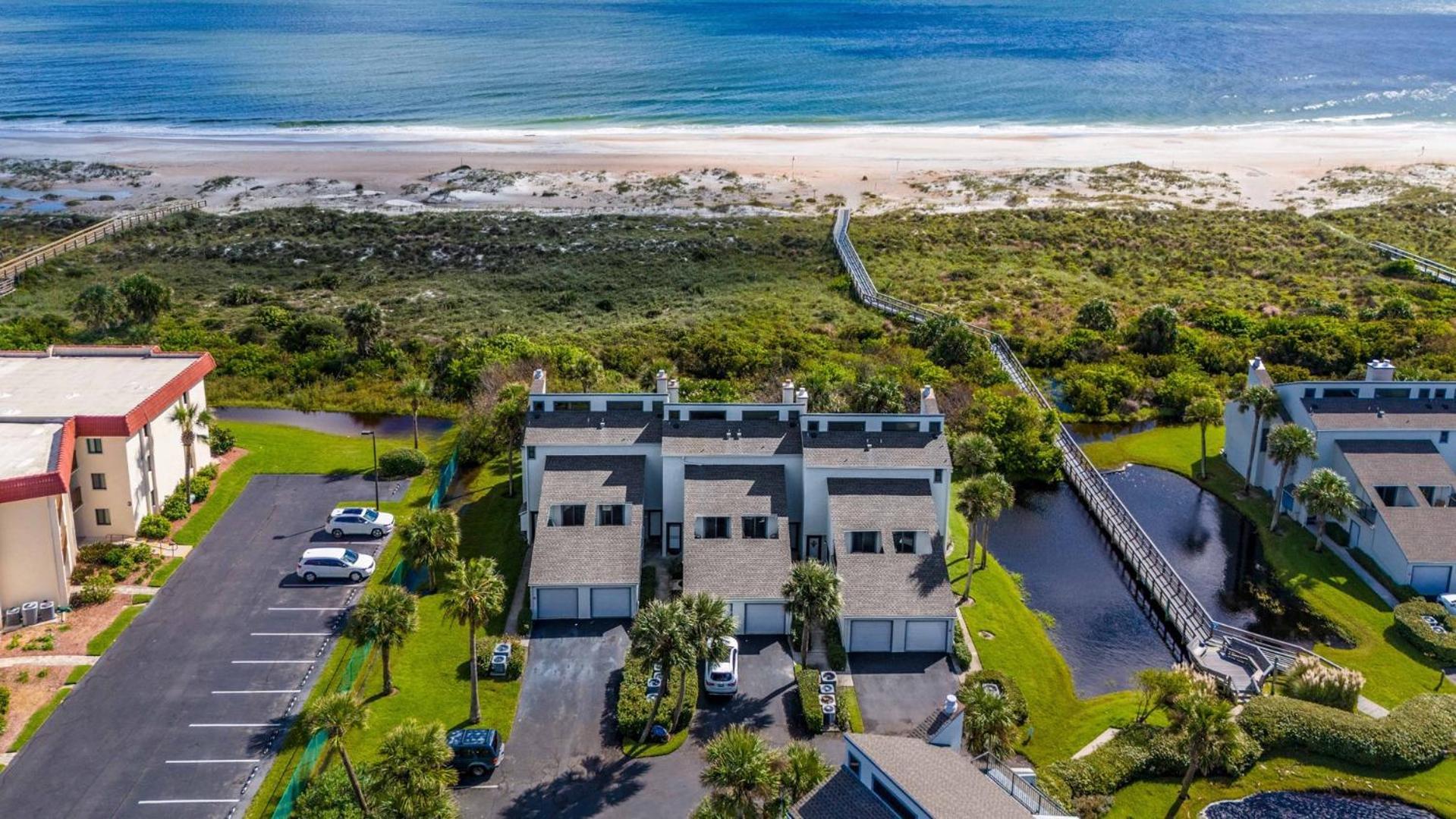 Sea Winds 40 Oceanfront Delight Holiday home *