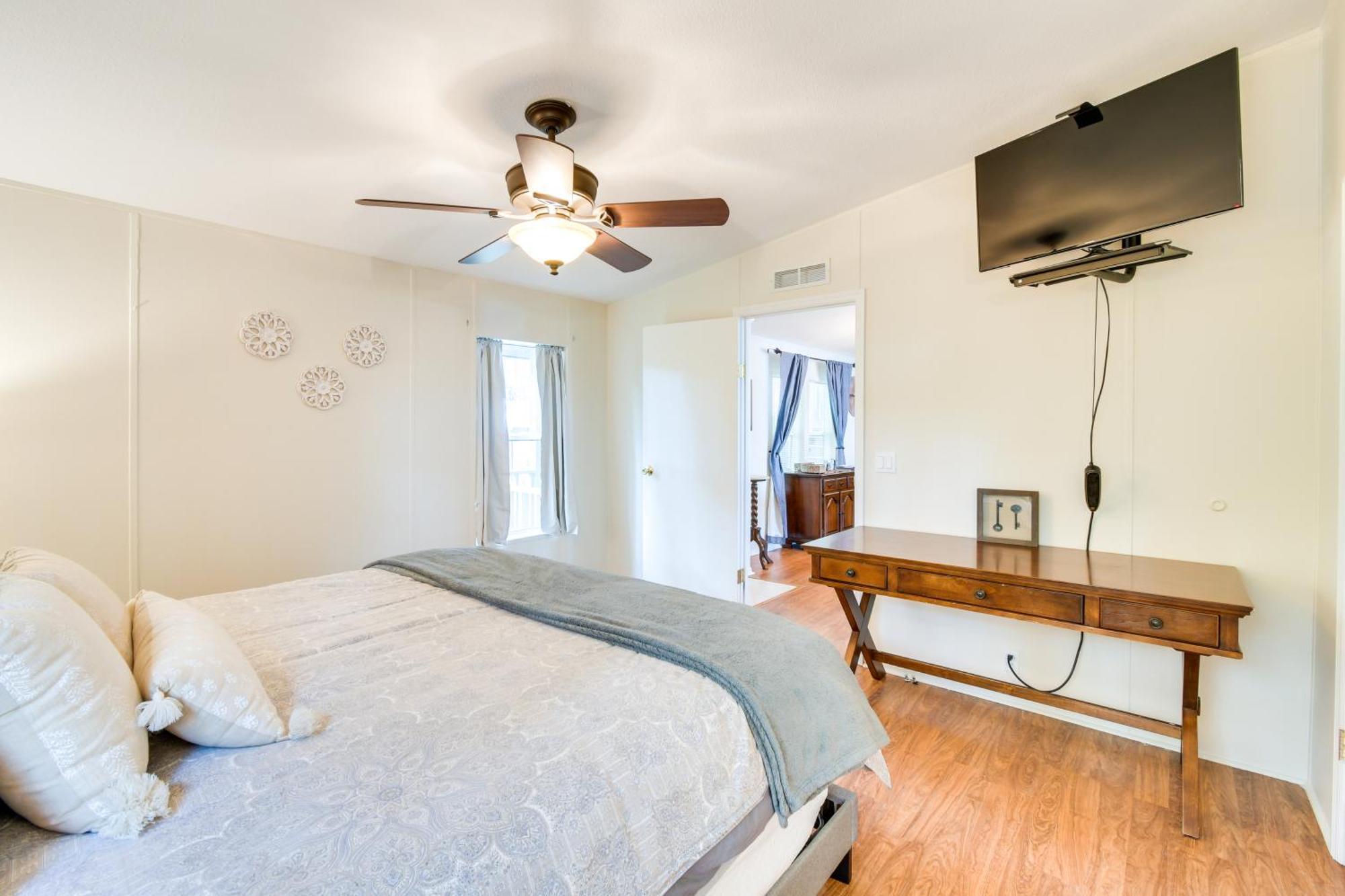 Pet-friendly St Augustine With Dock And Yard! St. Augustine