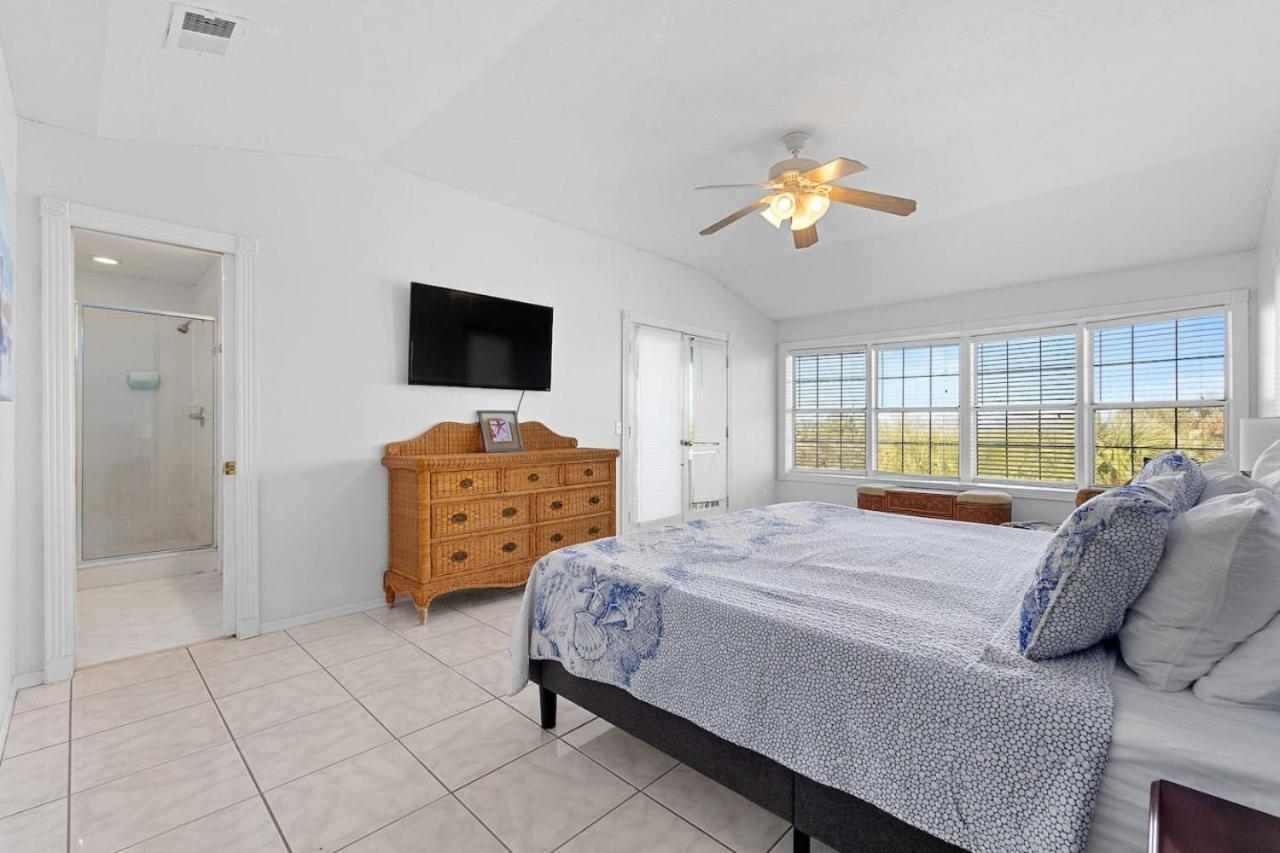 Holiday home Coastal Retreat