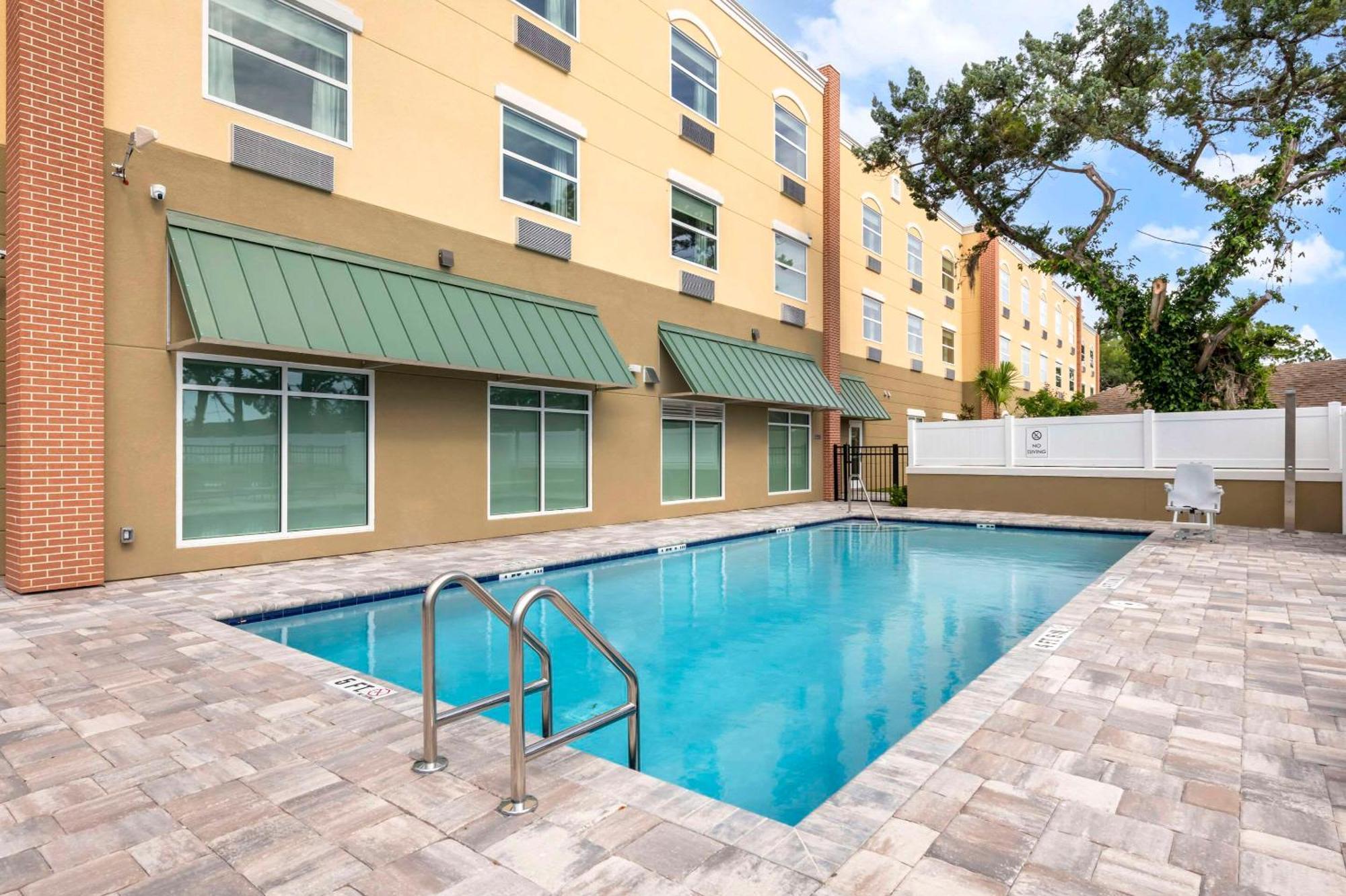 Hotel Comfort Suites St Augustine Historic District Area St. Augustine