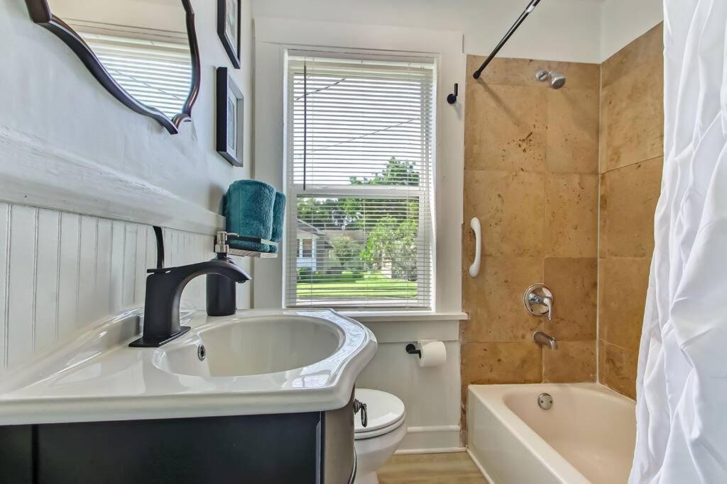 Charming St Augustine Oasis With Game For Family Fun Apartamento Saint Augustine