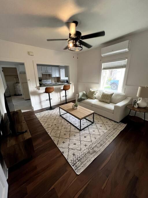 Cedar Street Retreat - Unit B *