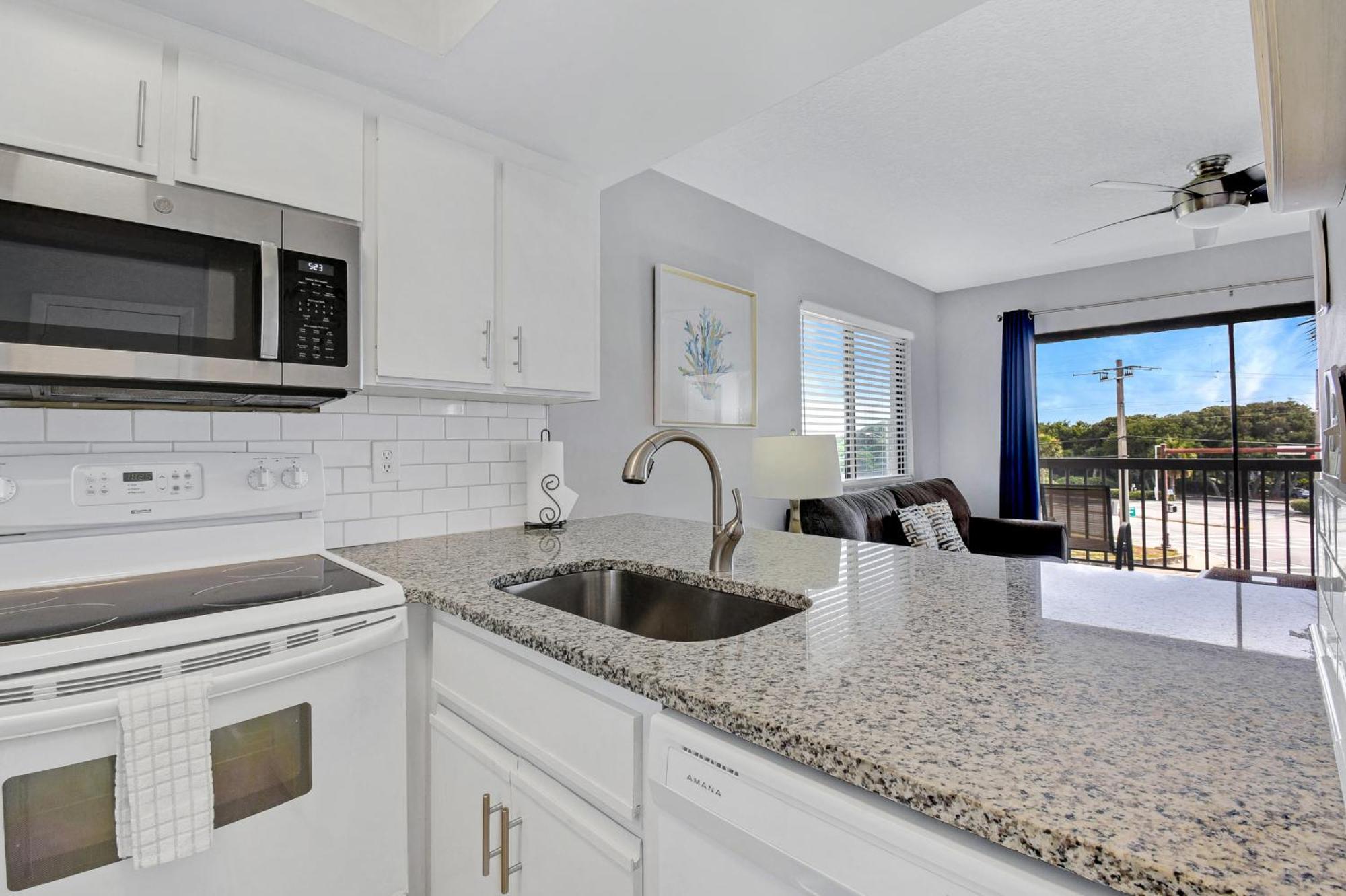 Great 1 Bedroom 1 Bath With Heated Pool Apartment