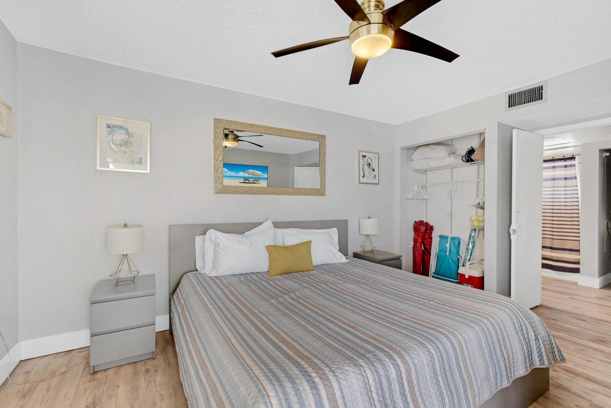 Apartment Great 1 Bedroom 1 Bath With Heated Pool