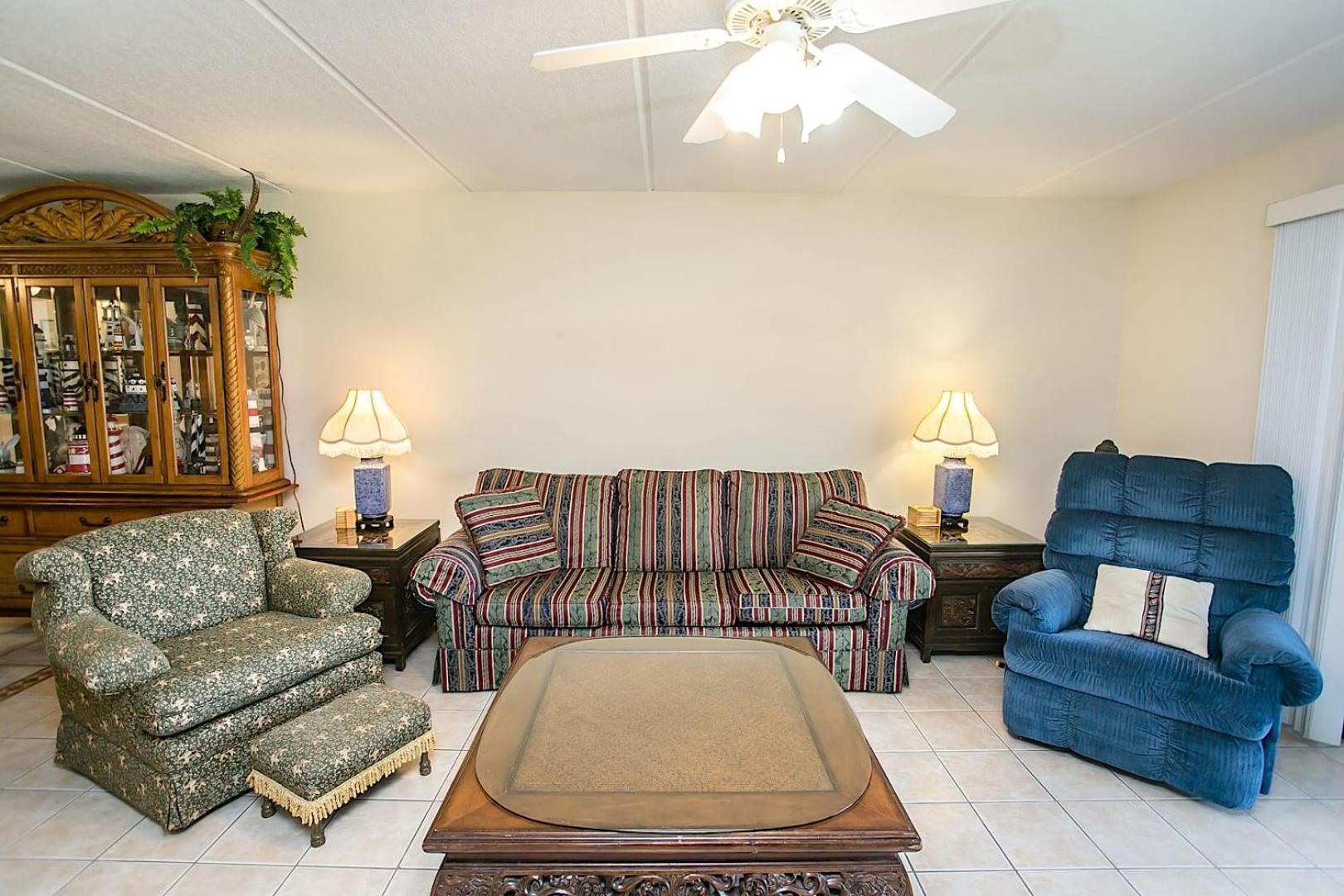 Oceanfront Haven Cozy & Close To History *