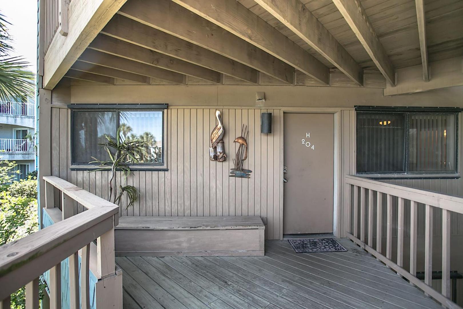 Unwind At St Augustine's Beachfront Oasis