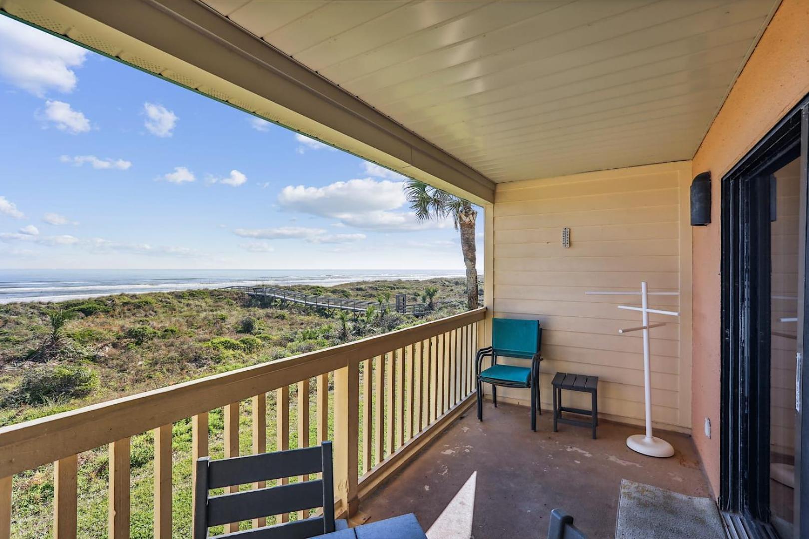 Oceanfront 3br With Amenities