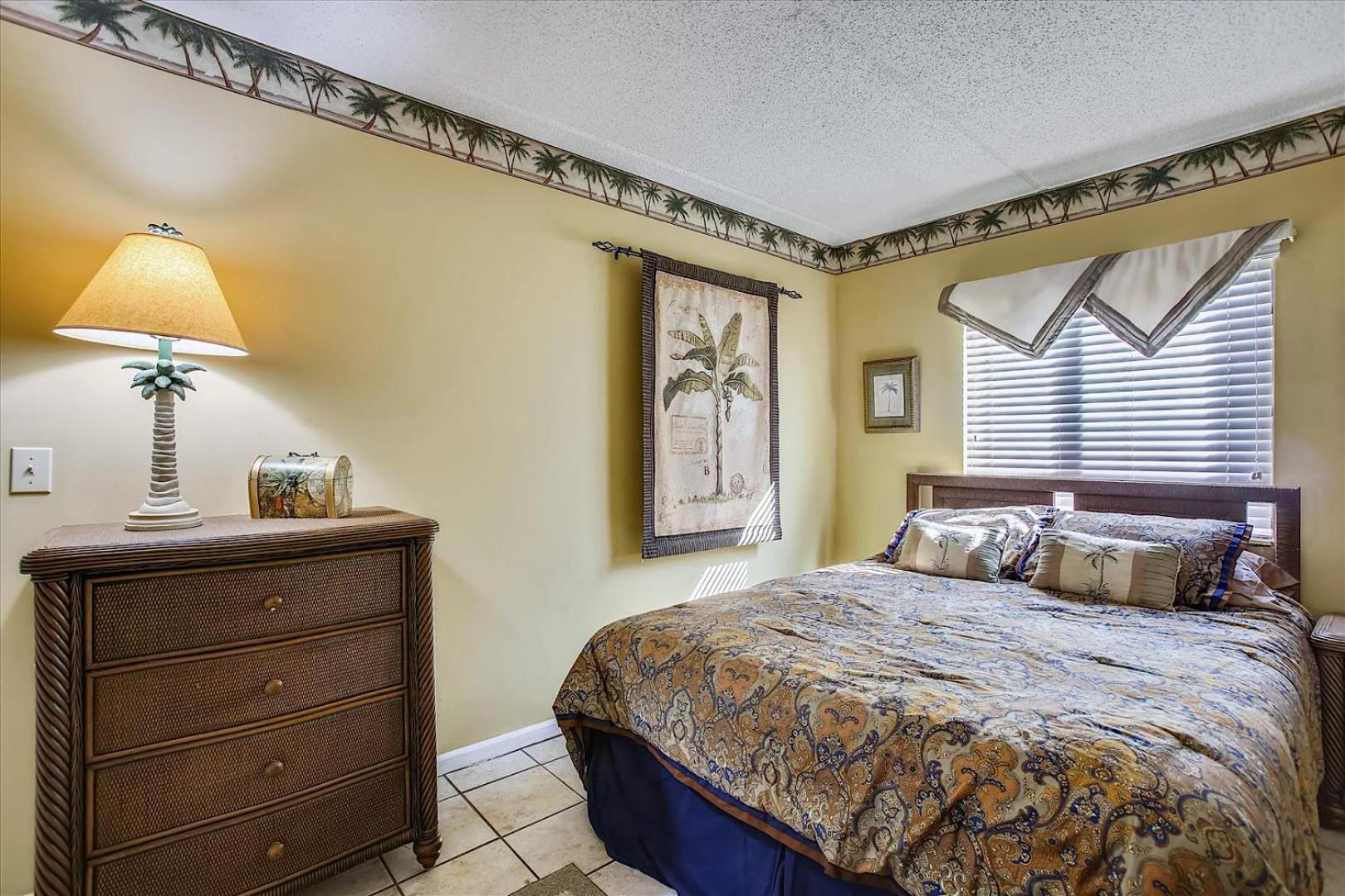 Coastal Bliss Sea Proximity & Free Tickets St. Augustine