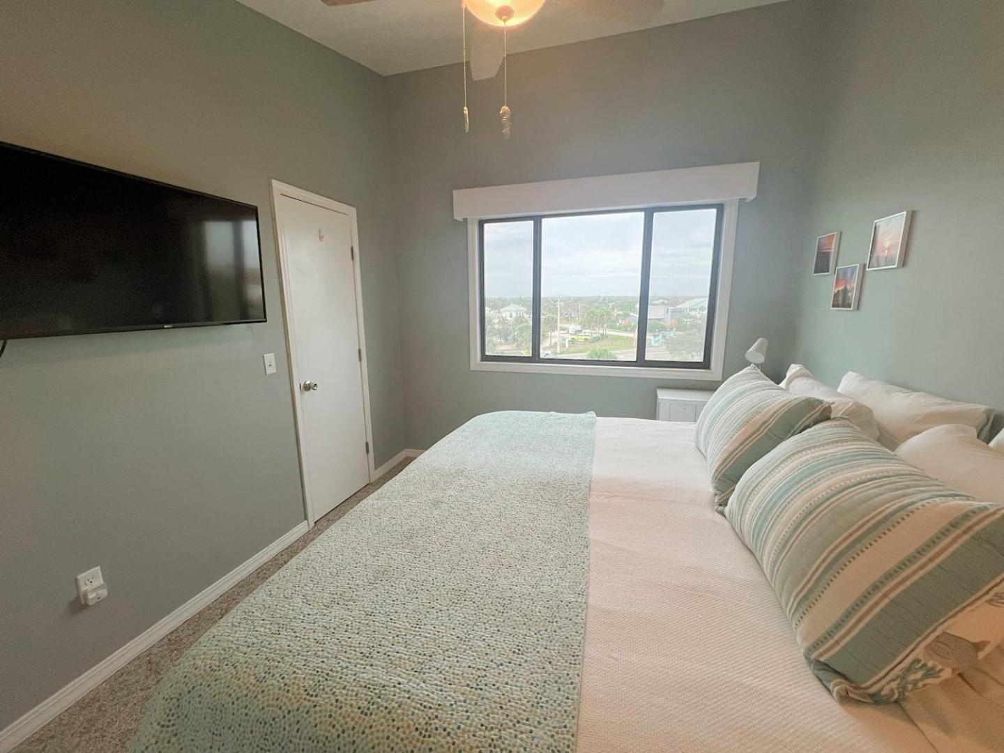 Oceanview Haven Beachfront Historical Charm