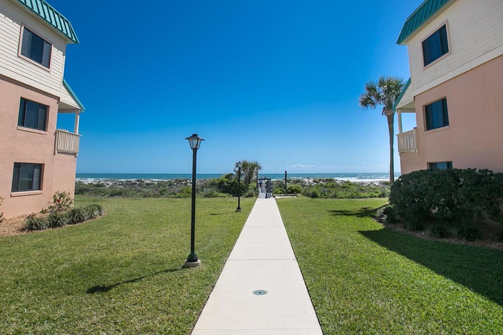 Oceanview Haven Beachfront Historical Charm *