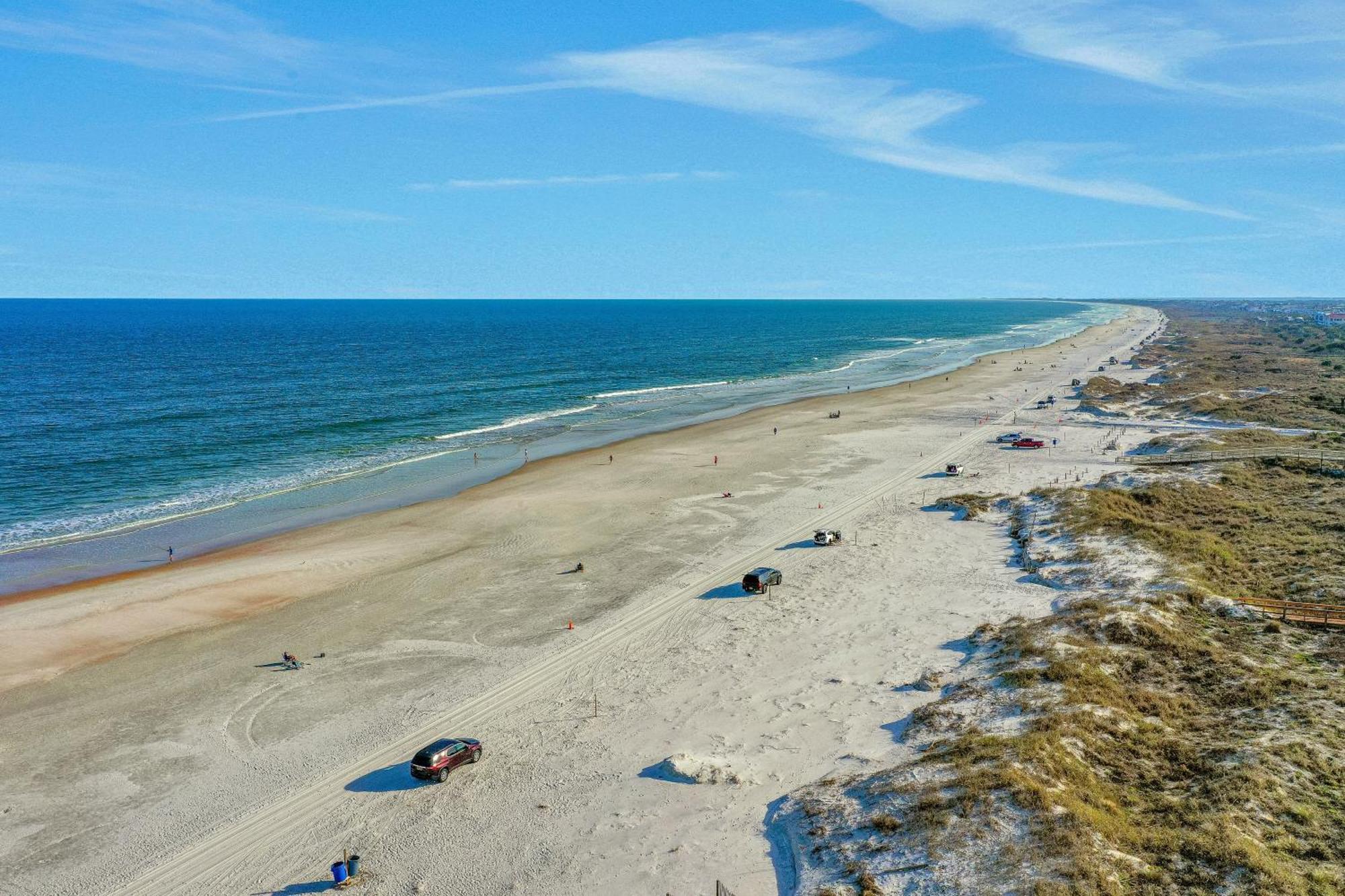 Beachside Haven Apartment