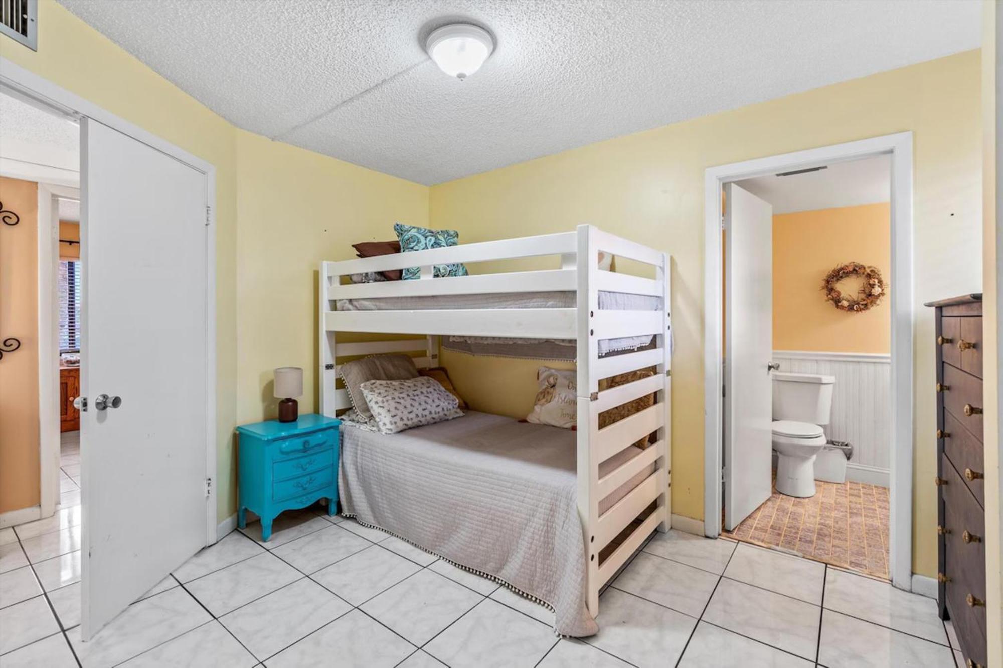 Apartment Beachside Haven *