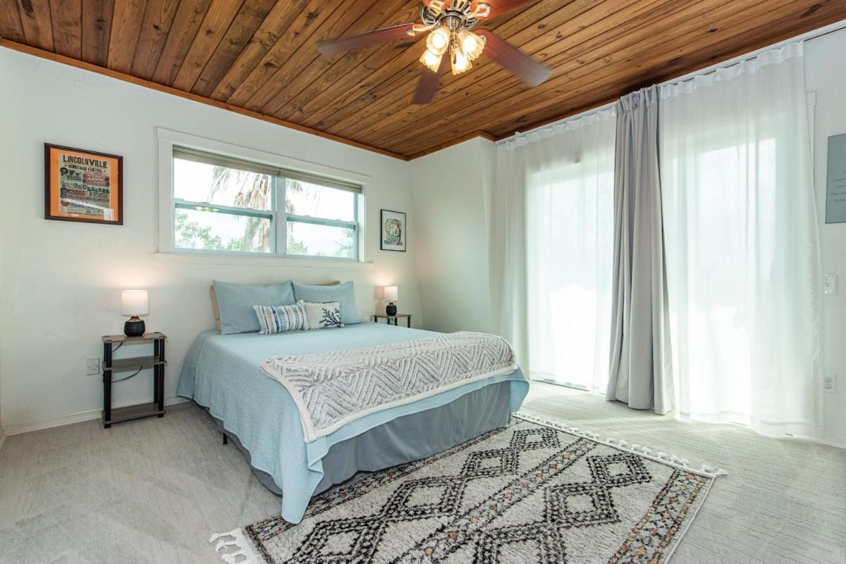 Breezeway Between The River And L 15 Min To Dt Holiday home St. Augustine