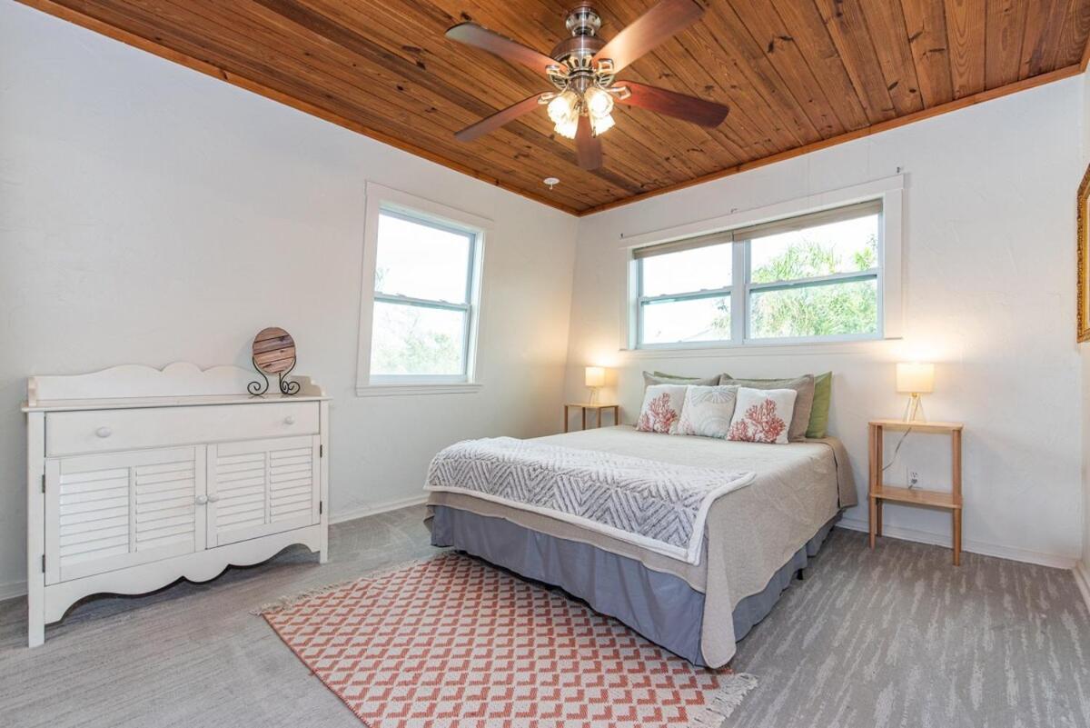 Breezeway Between The River And L 15 Min To Dt Holiday home St. Augustine
