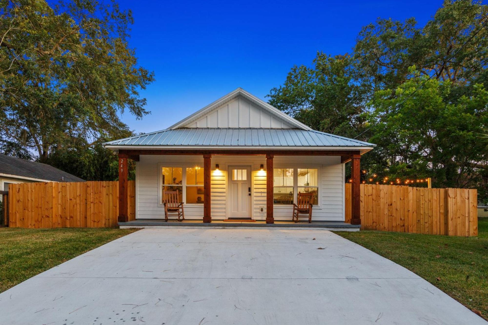 Quaint & Family Friendly Retreat * St. Augustine