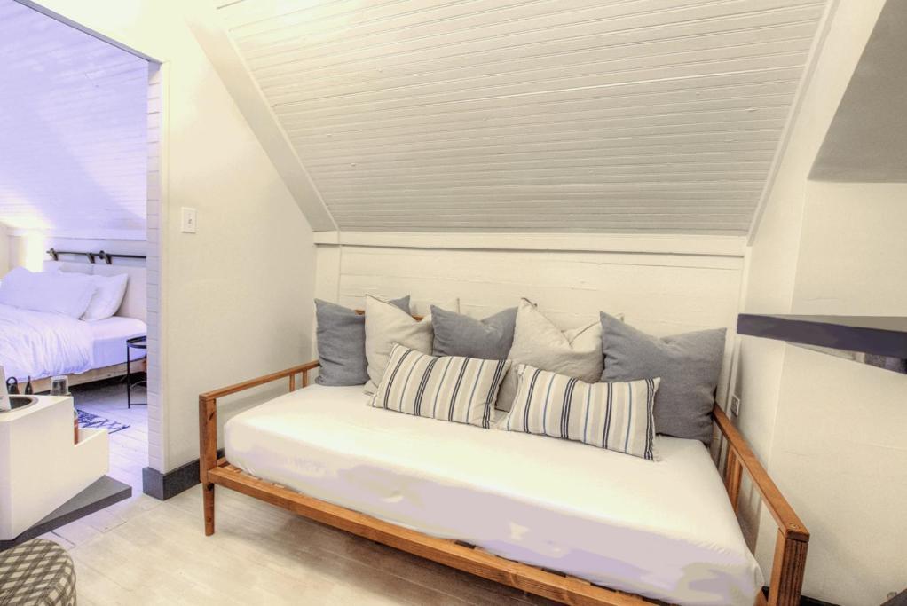 Private Luxury Close To Downtown Holiday home St. Augustine