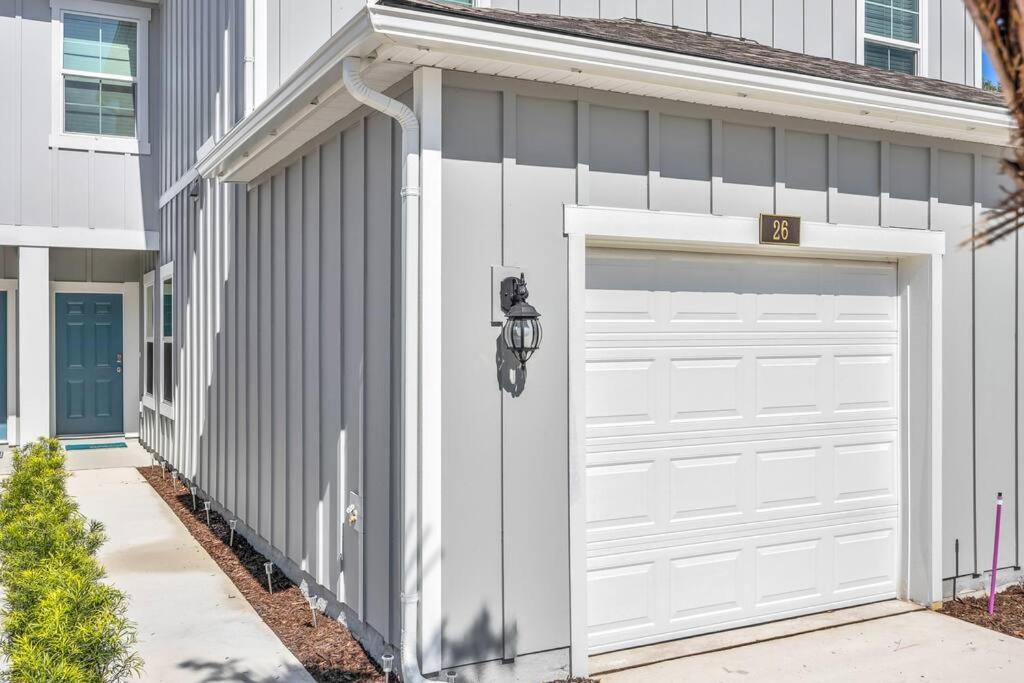 Oasis Sanctuary, Close To The Beach, Game Room, 3 Bd Apartment *