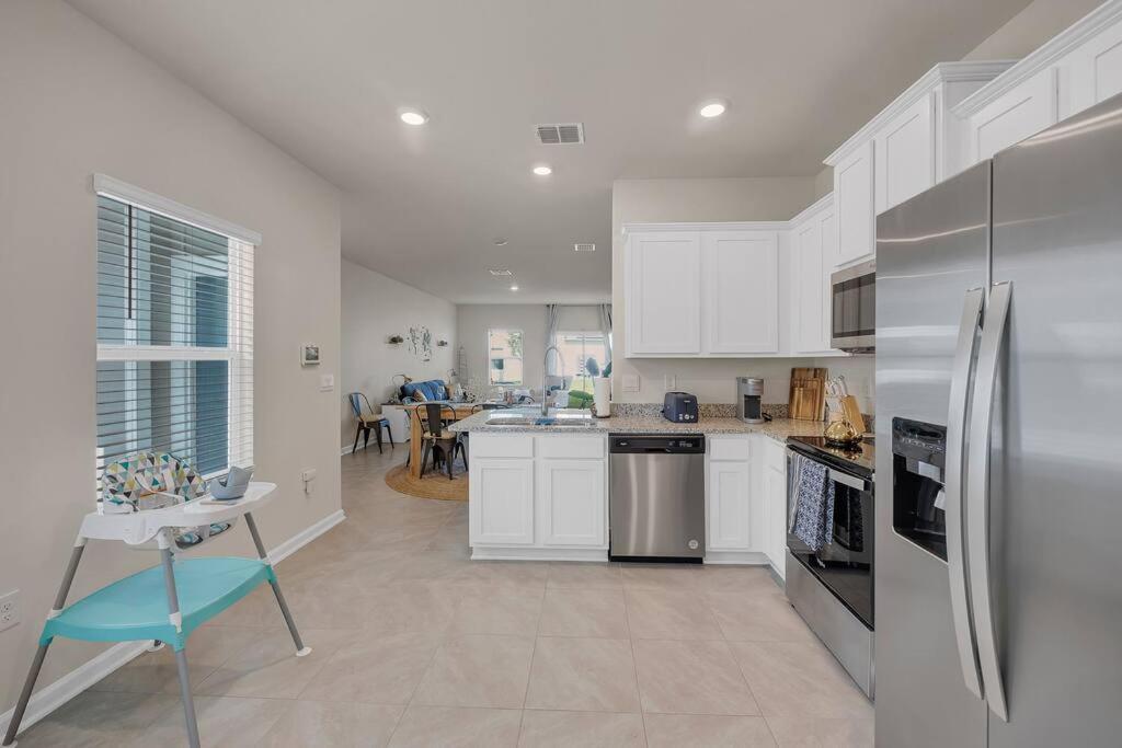 Oasis Sanctuary, Close To The Beach, Game Room, 3 Bd *