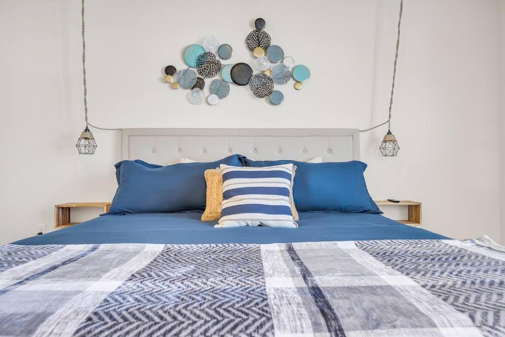 Apartment Oasis Sanctuary, Close To The Beach, Game Room, 3 Bd *