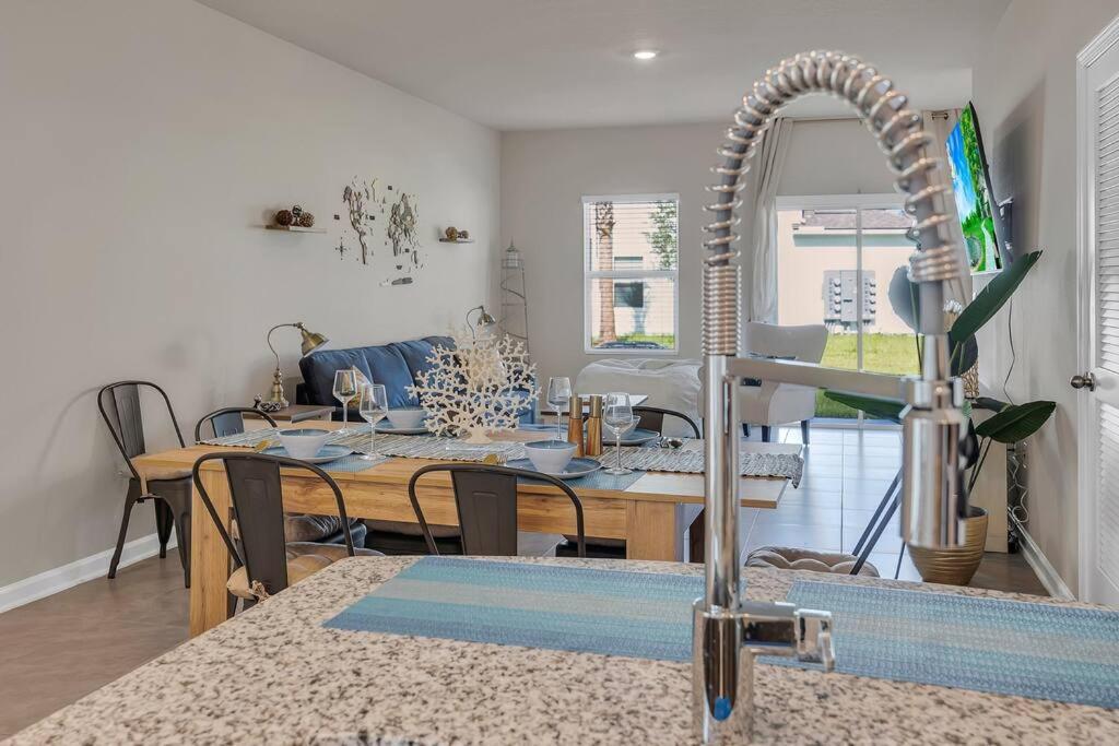 Oasis Sanctuary, Close To The Beach, Game Room, 3 Bd Apartment *