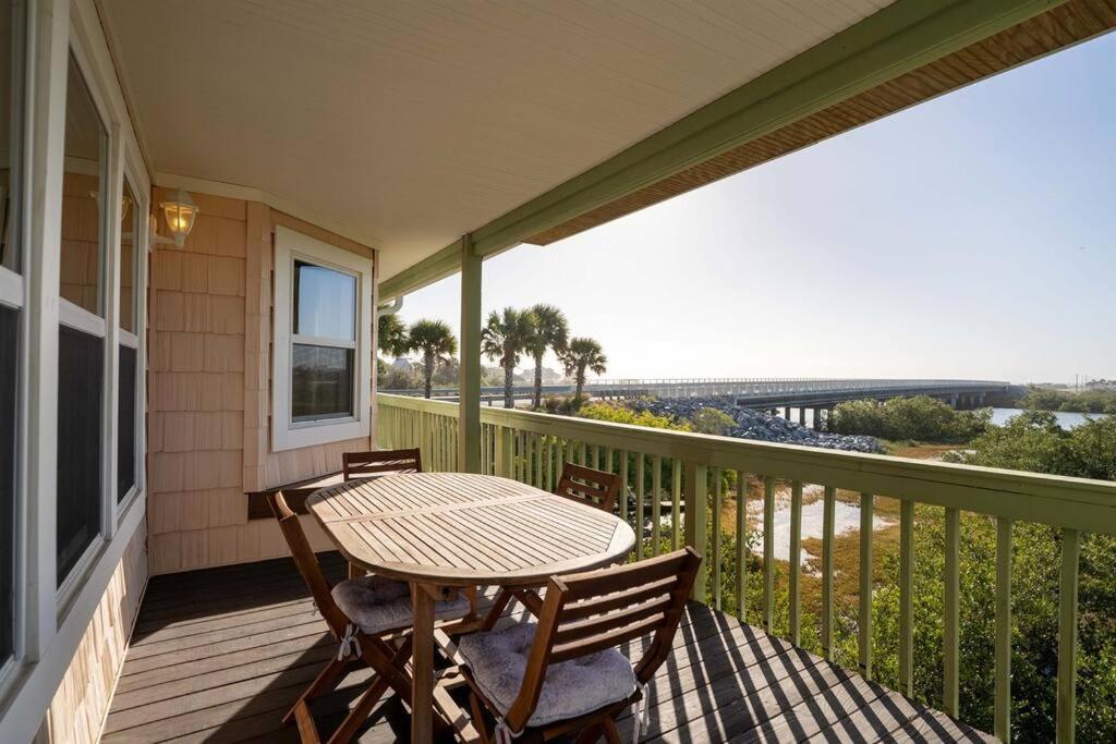 Holiday home Dolphin Cove Waterfront With Dock St. Augustine