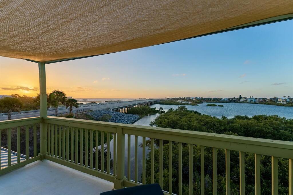 Dolphin Cove Waterfront With Dock Holiday home St. Augustine
