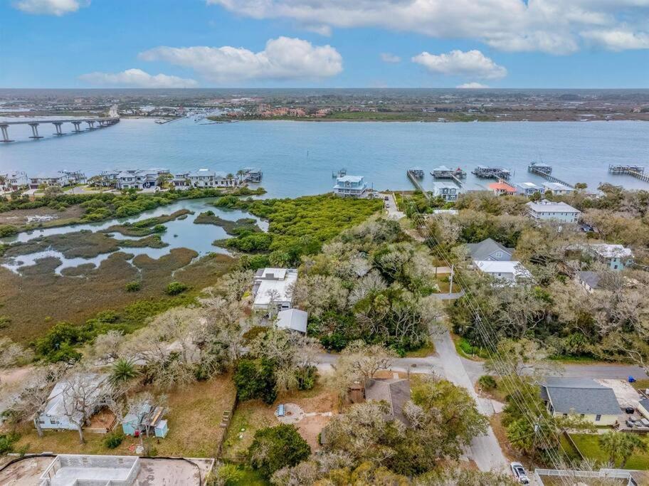 Holiday home Surfside House Walk2beach Pet Friendly Family