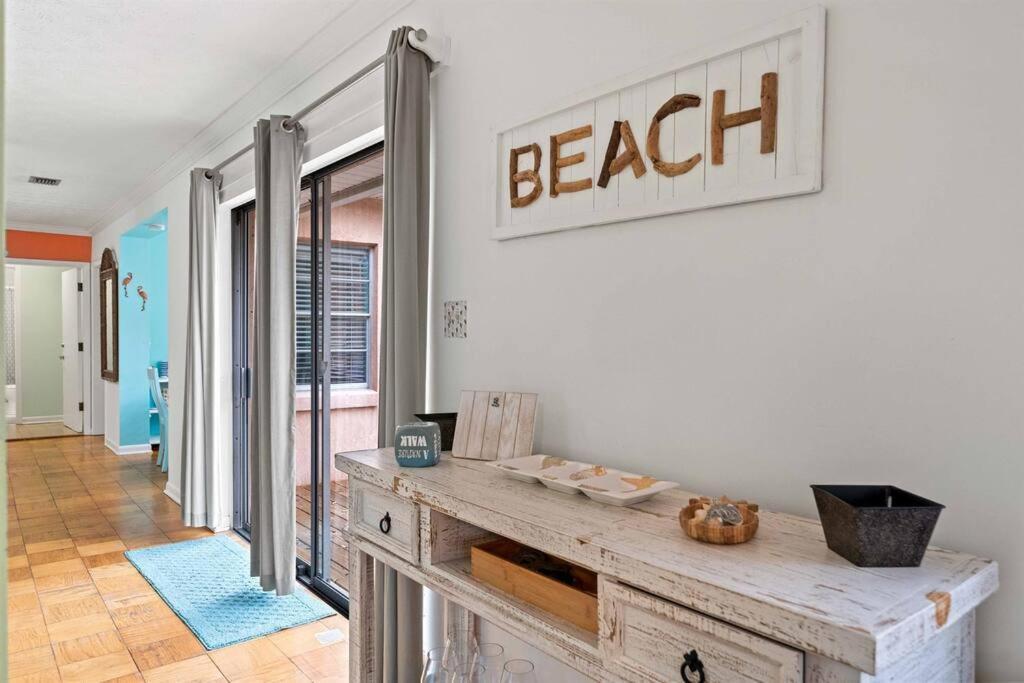 Holiday home Surfside House Walk2beach Pet Friendly Family *