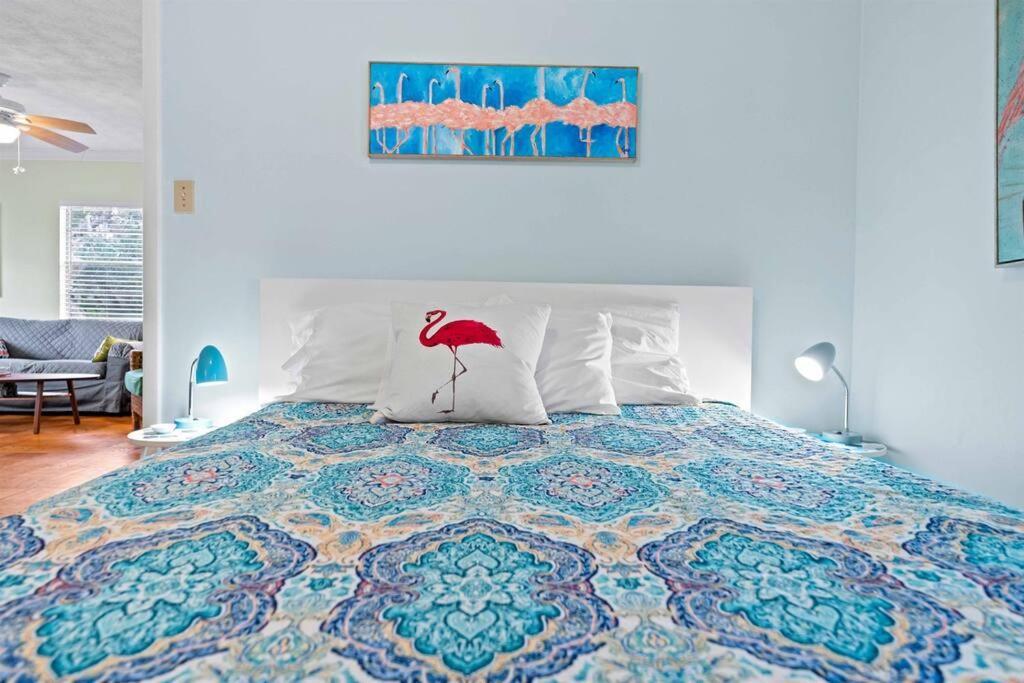 Surfside House Walk2beach Pet Friendly Family Holiday home *