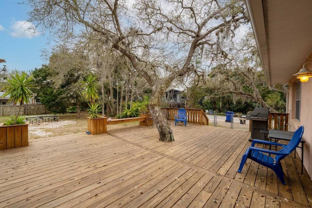 Surfside House Walk2beach Pet Friendly Family Holiday home St. Augustine