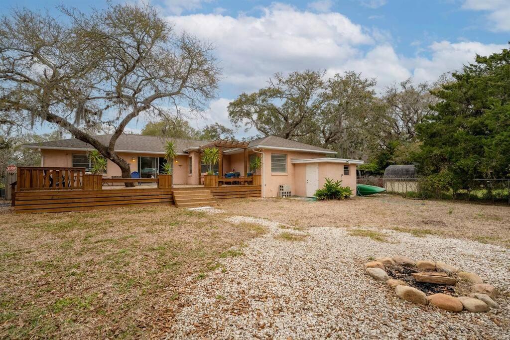 Holiday home Surfside House Walk2beach Pet Friendly Family St. Augustine