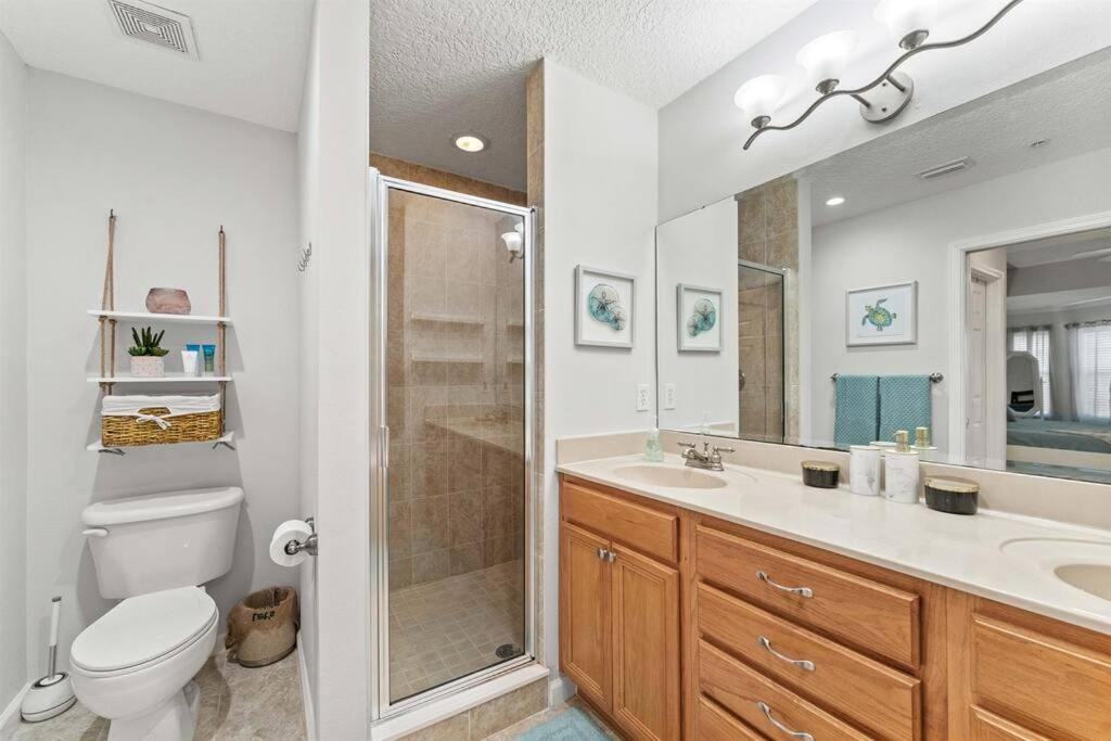 Beachfront Community Sunny Walk To Ocean Pool * St. Augustine