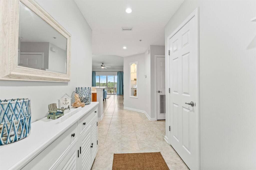 Beachfront Community Sunny Walk To Ocean Pool *