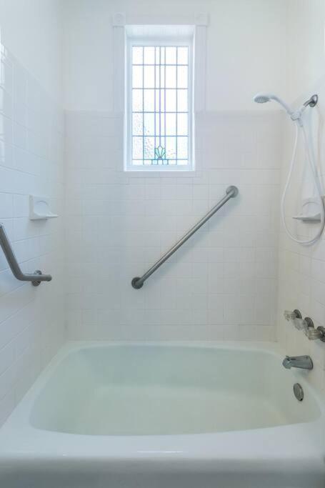 Holiday home 5 Star Great Location Stroll Thru Historic Down Town Nights Of Lights *