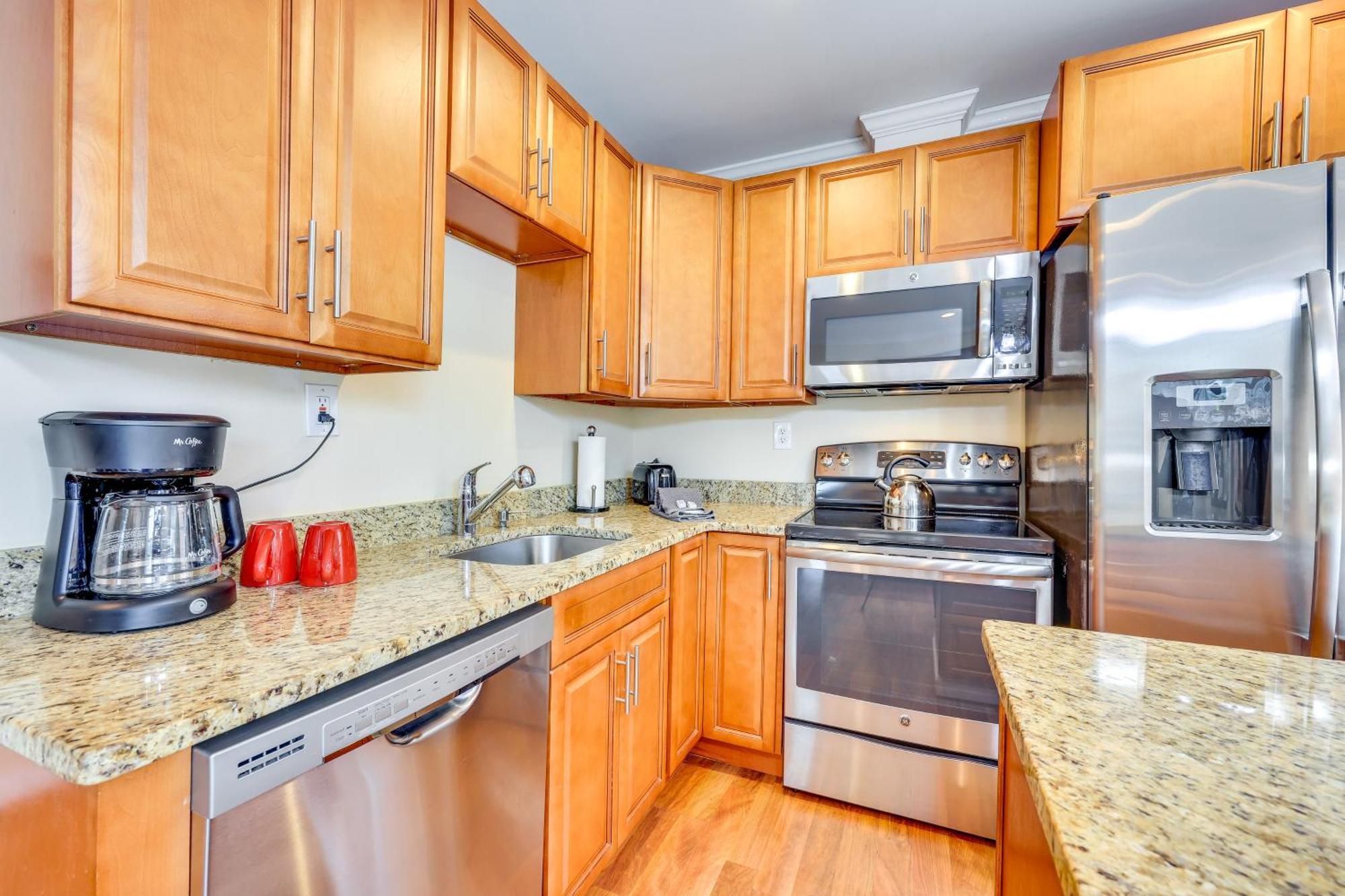 Pet-friendly In Historic Downtown St Augustine Apartment