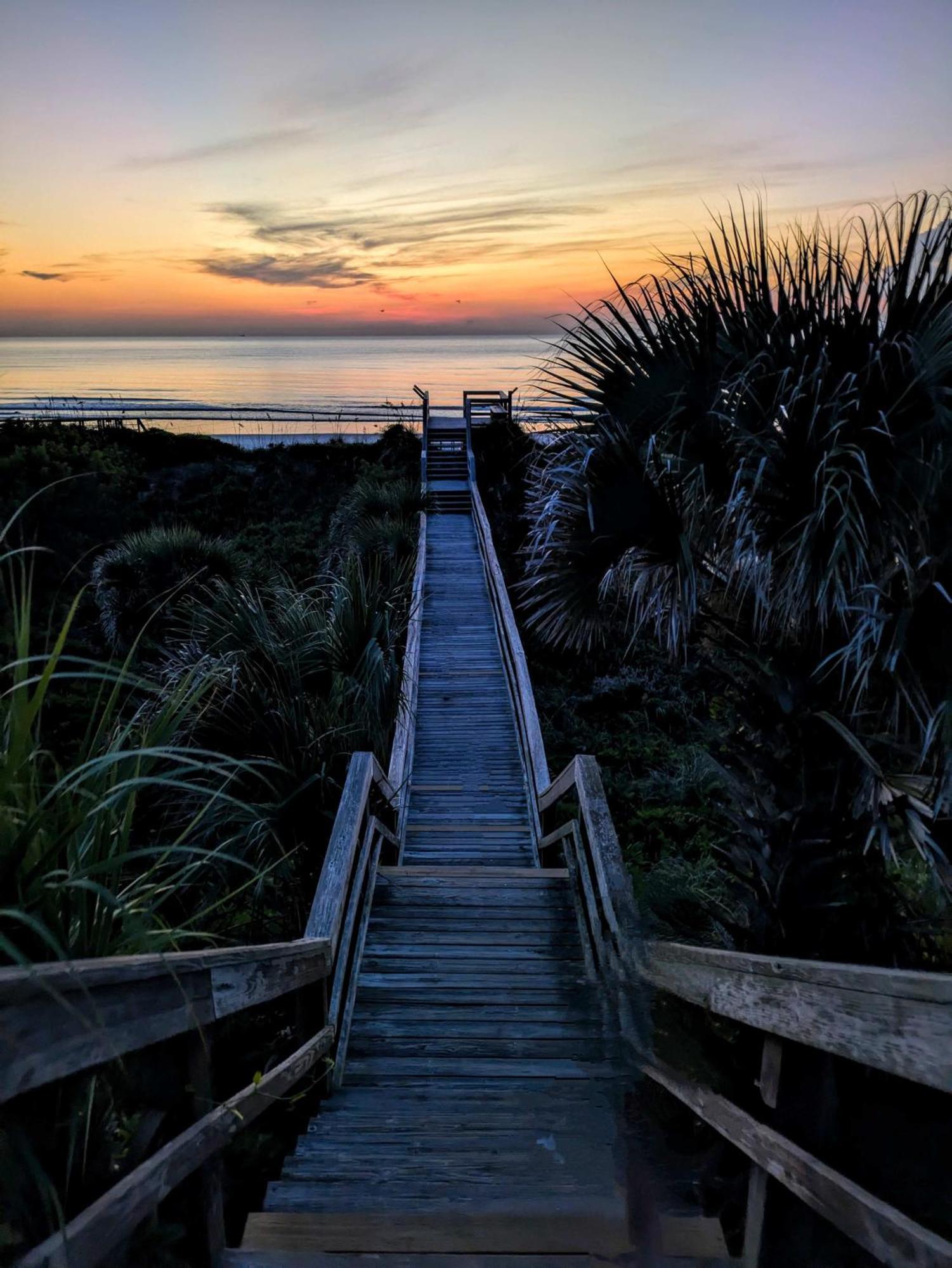 Coastal - Walk To Pool Pickleball And Boat Ramp Holiday home St. Augustine