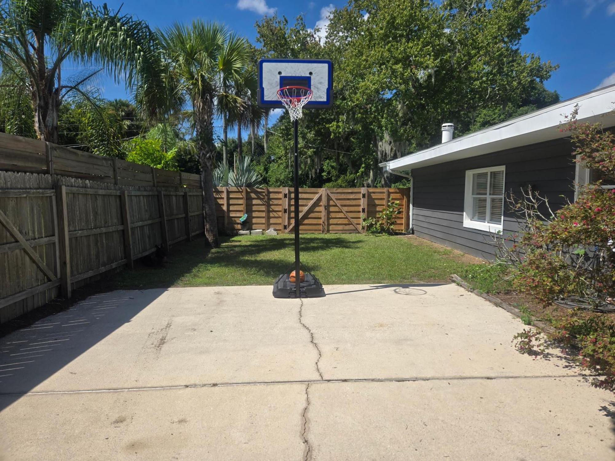 Bright & Airy Holiday home St. Augustine