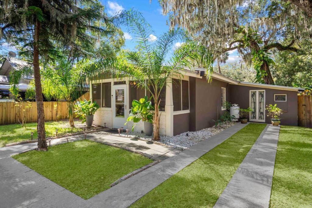 Holiday home Charming, Cozy 3 Bedroom House, Walking Distance To Down Town St. Augustine