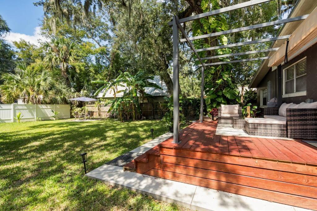 Holiday home Charming, Cozy 3 Bedroom House, Walking Distance To Down Town *