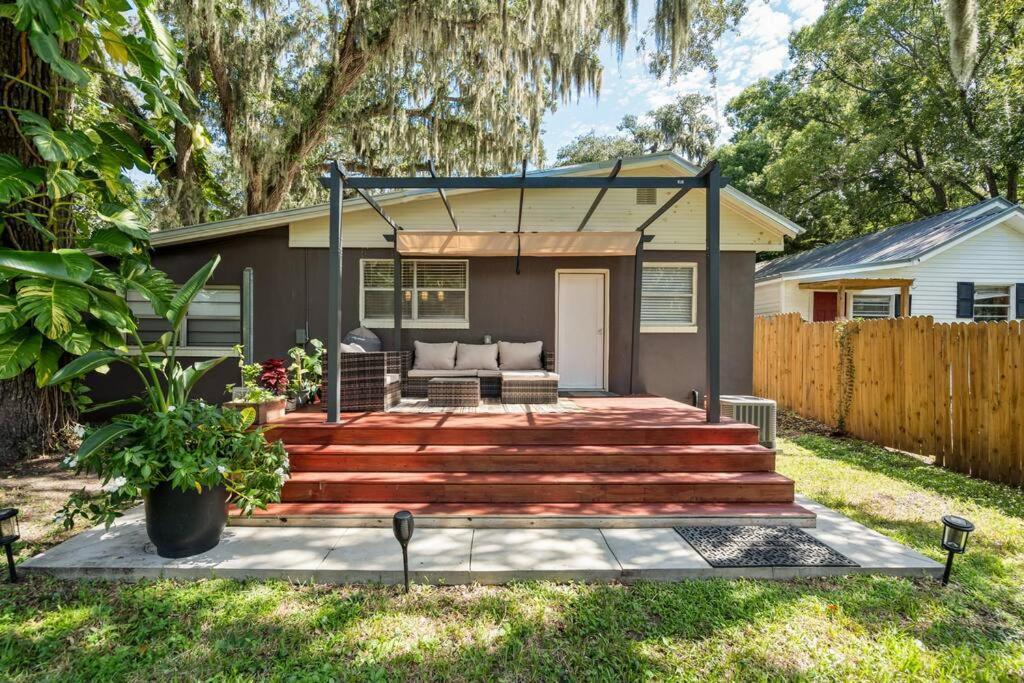 Charming, Cozy 3 Bedroom House, Walking Distance To Down Town Holiday home St. Augustine