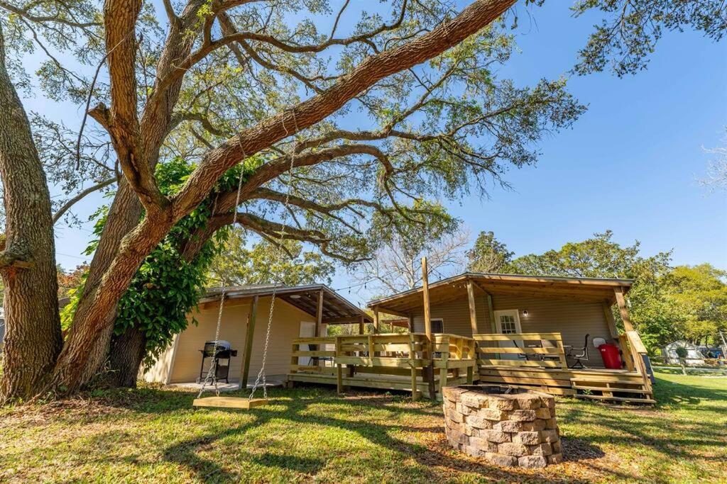 Country Comfort Firepit, Games, Bbq Dog Breeds St. Augustine