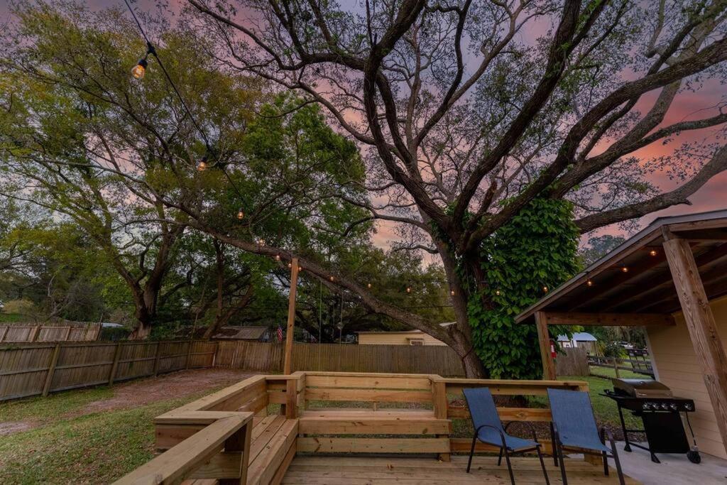Country Comfort Firepit, Games, Bbq Dog Breeds Holiday home